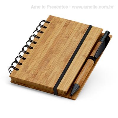 Caderno de bambu com caneta