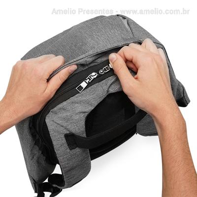 Mochila Anti-Furto USB