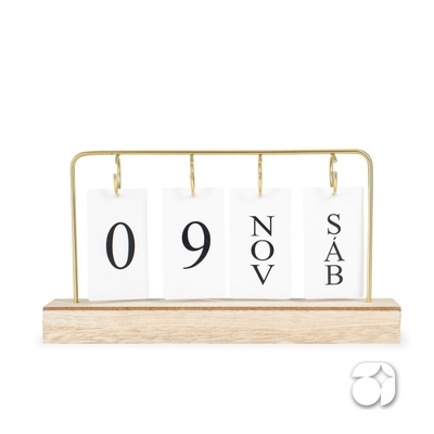 Calendário Permanente MDF com Alça de Ferro